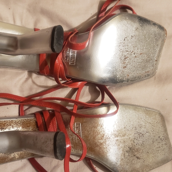 Shoes - Picture 5 of 5